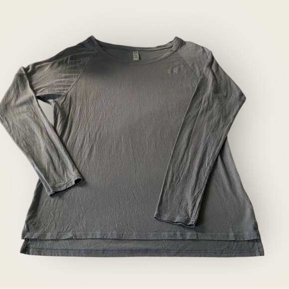 Under Armour women Tops/Shirt Size M - Picture 1 of 7